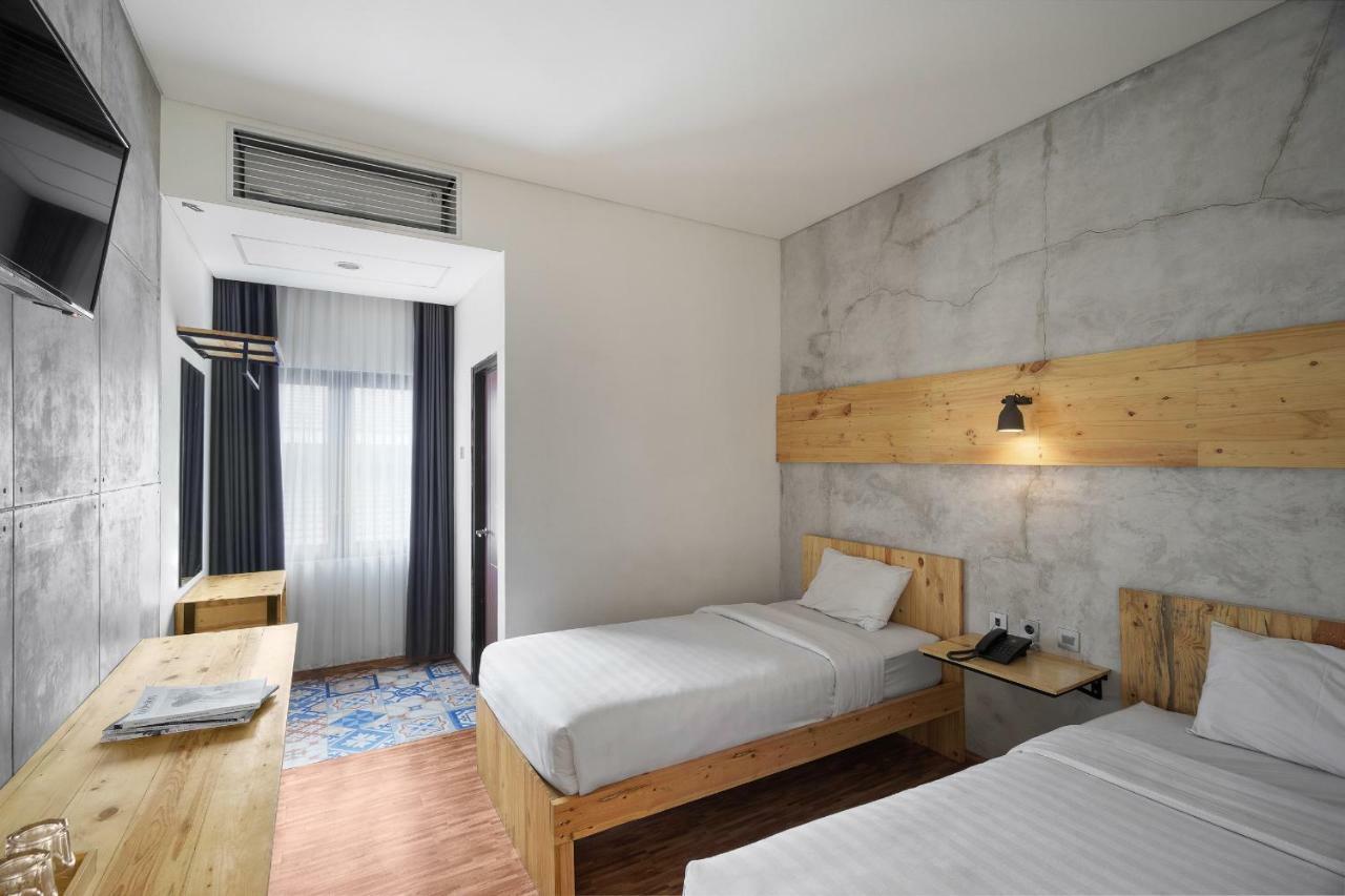 The Journey Hotel Джокьякарта Экстерьер фото